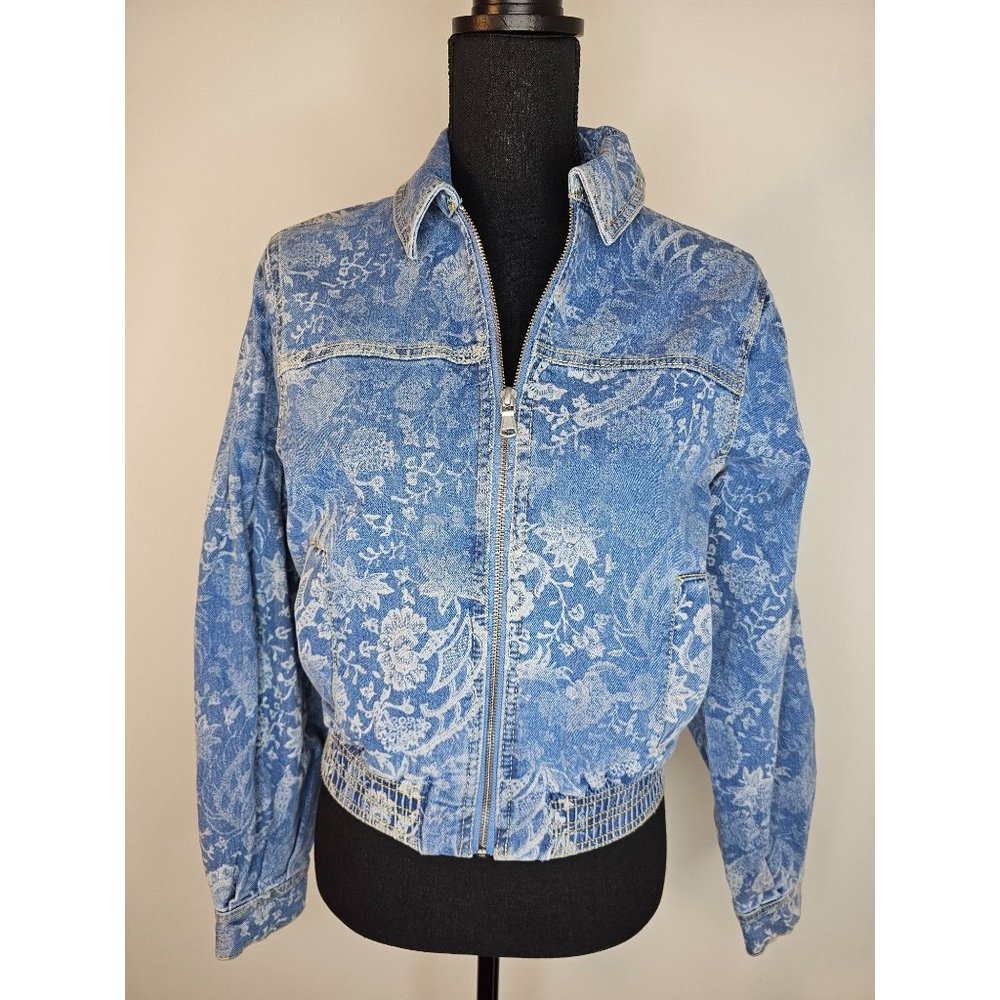 NWOT I*N*C International Concepts size S women's jean jacket